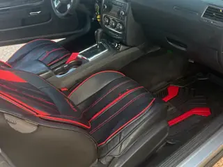 Show passenger-side view